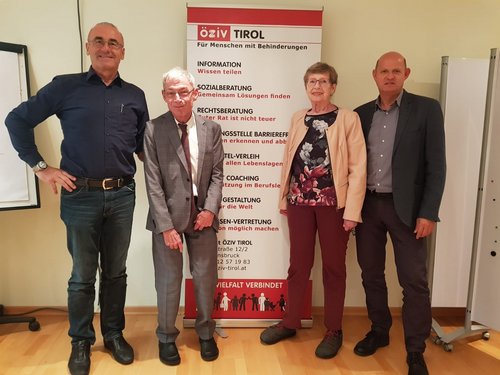 Dr. Hansjörg Hofer bei seinem Besuch beim ÖZIV Tirol mitsamt dem Vorstands-Team und GF Mag. Hannes Lichtner