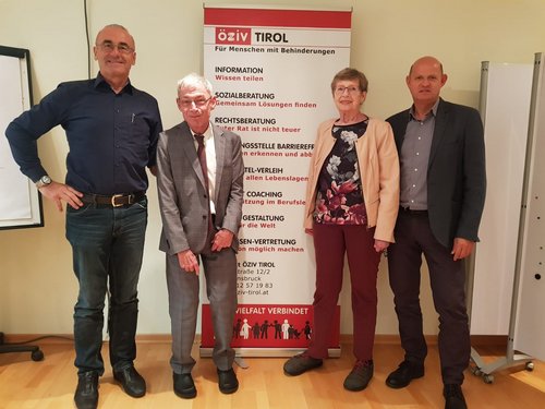 Dr. Hansjörg Hofer bei seinem Besuch beim ÖZIV Tirol mitsamt dem Vorstands-Team und GF Mag. Hannes Lichtner